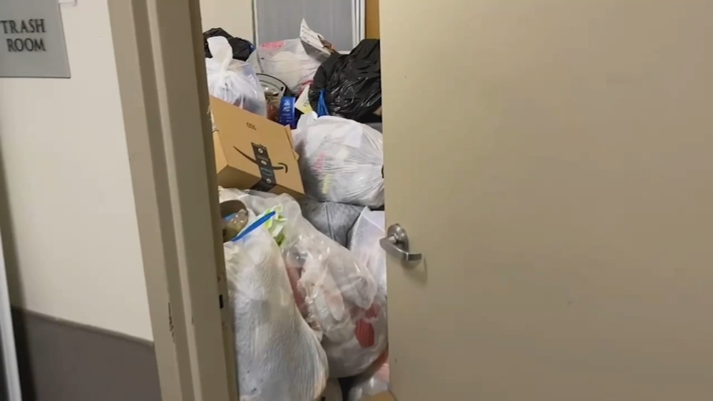 Temple students plagued with piles of trash in off-campus housing