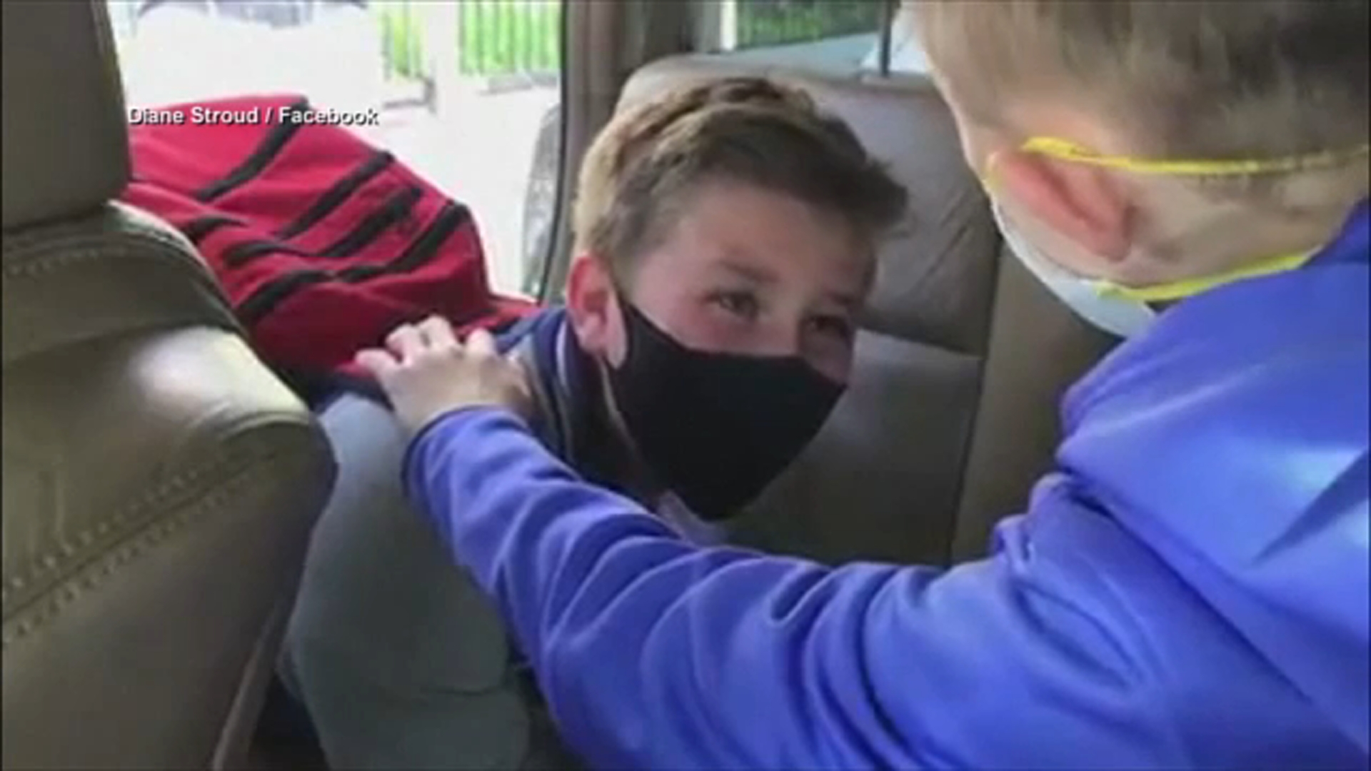 Chicago boy's emotional reunion with best friend who moved away to Missouri
