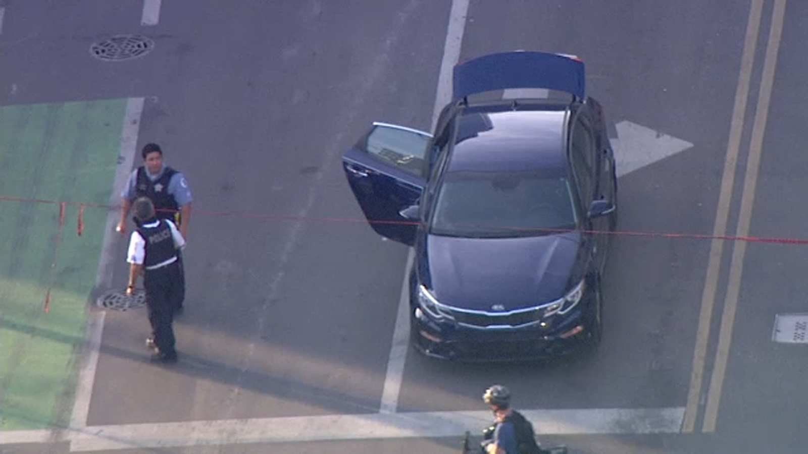 Chicago shooting today 5 shot, including suspect, in Fulton River