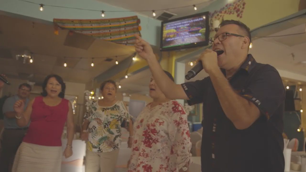 Guatemalan immigrant making his mom proud with Chicago restaurant