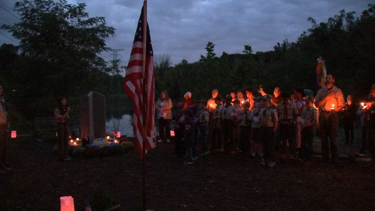 Cub Scouts build COVID memorial in New Jersey park