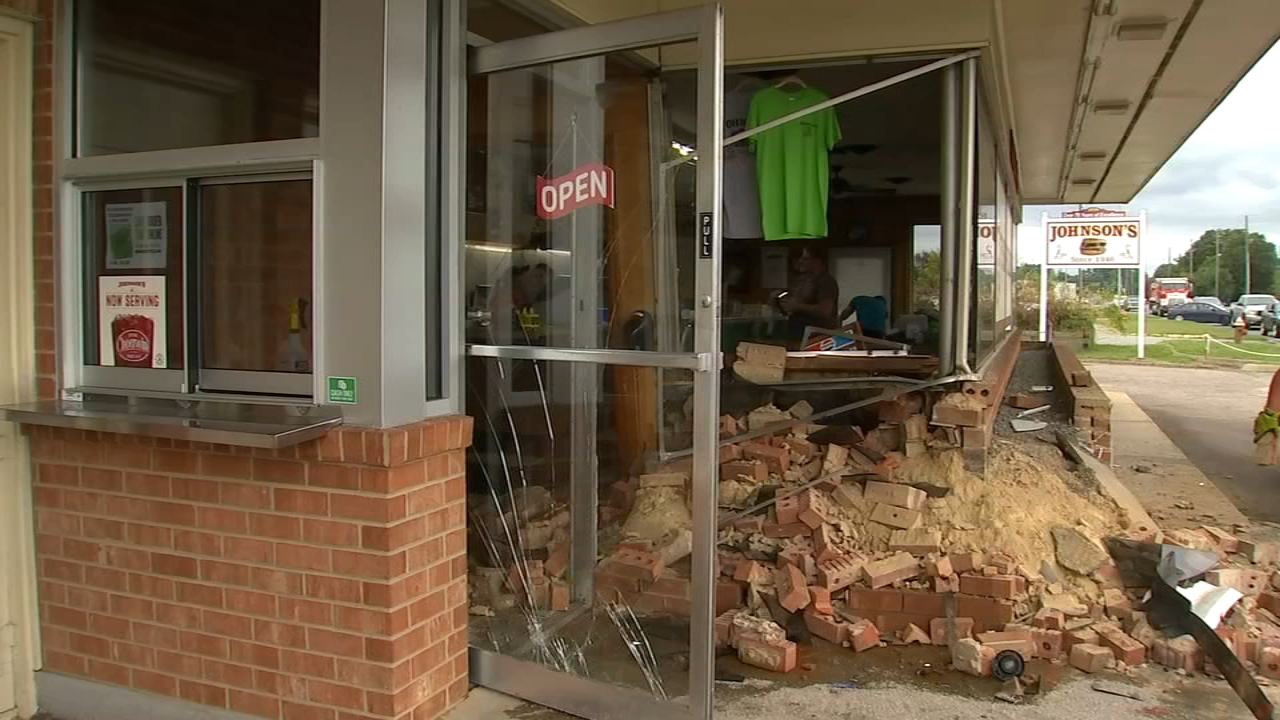 Driver charged in Siler City restaurant crash that killed 1, injured 3