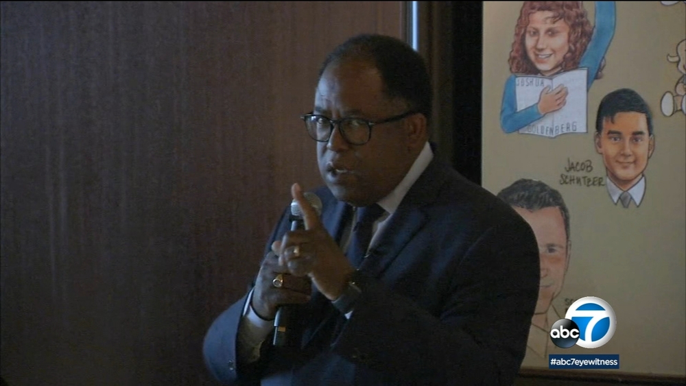 LA City Councilman Mark Ridley-Thomas indicted on corruption charges