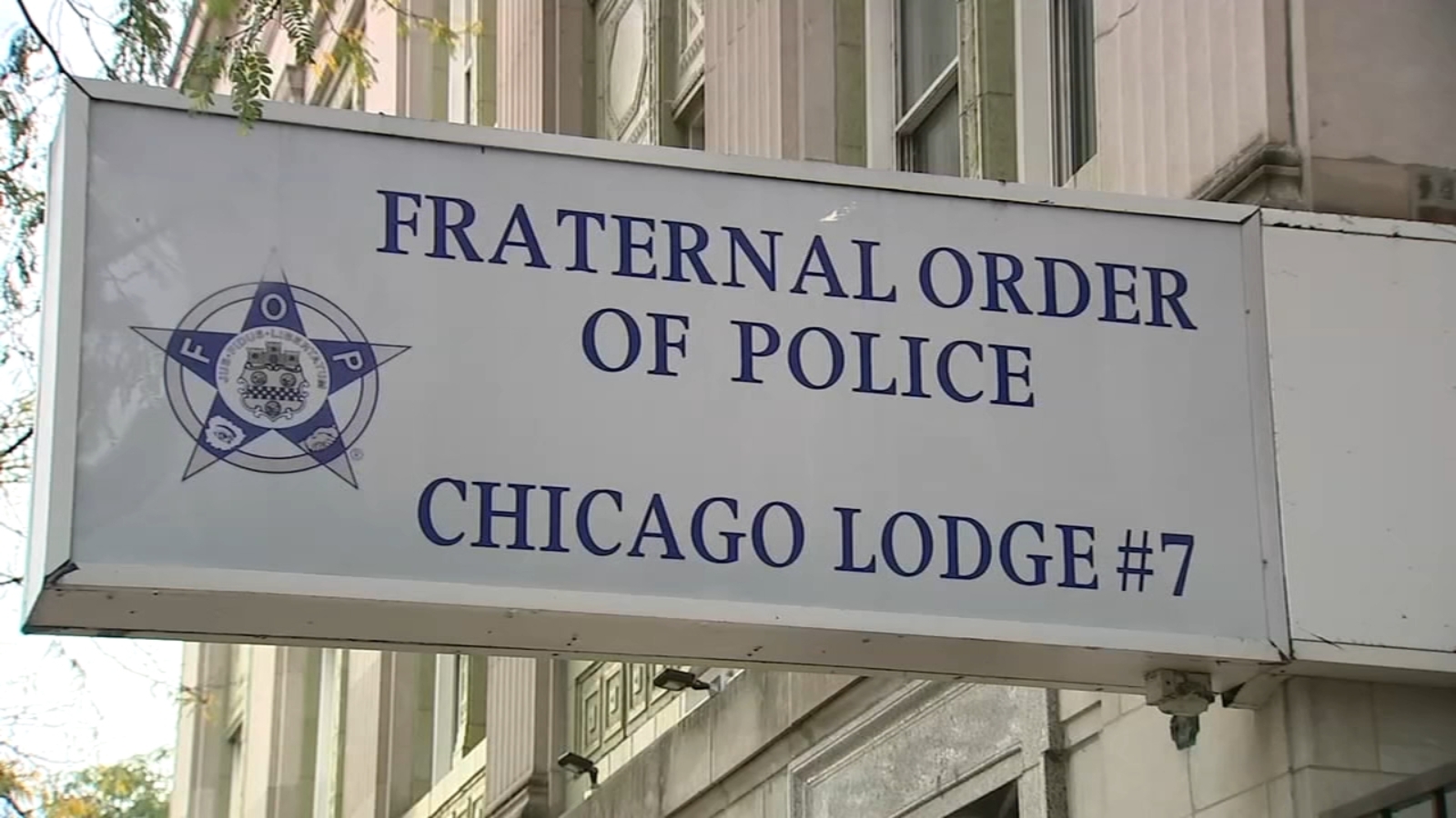 Chicago police vaccine mandate FOP President John Catanzara promises