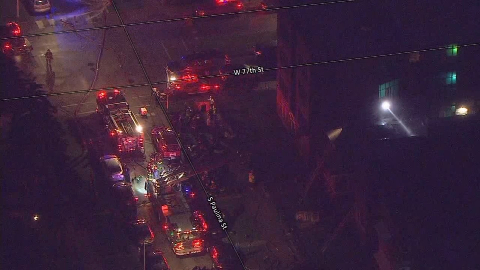 Chicago fire: CFD firefighter hurt while battle Gresham blaze on ...