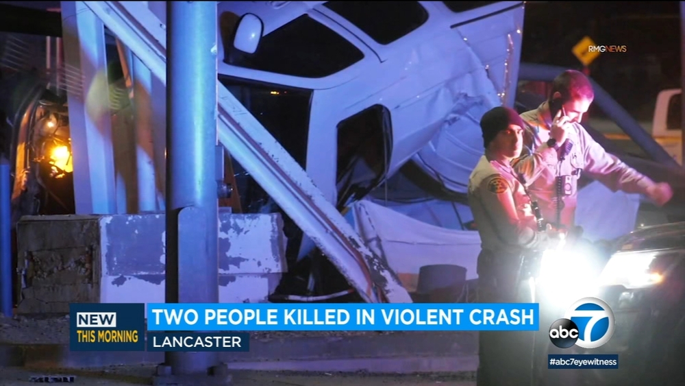 2 women killed when SUV crashes into pole in Lancaster, deputies say