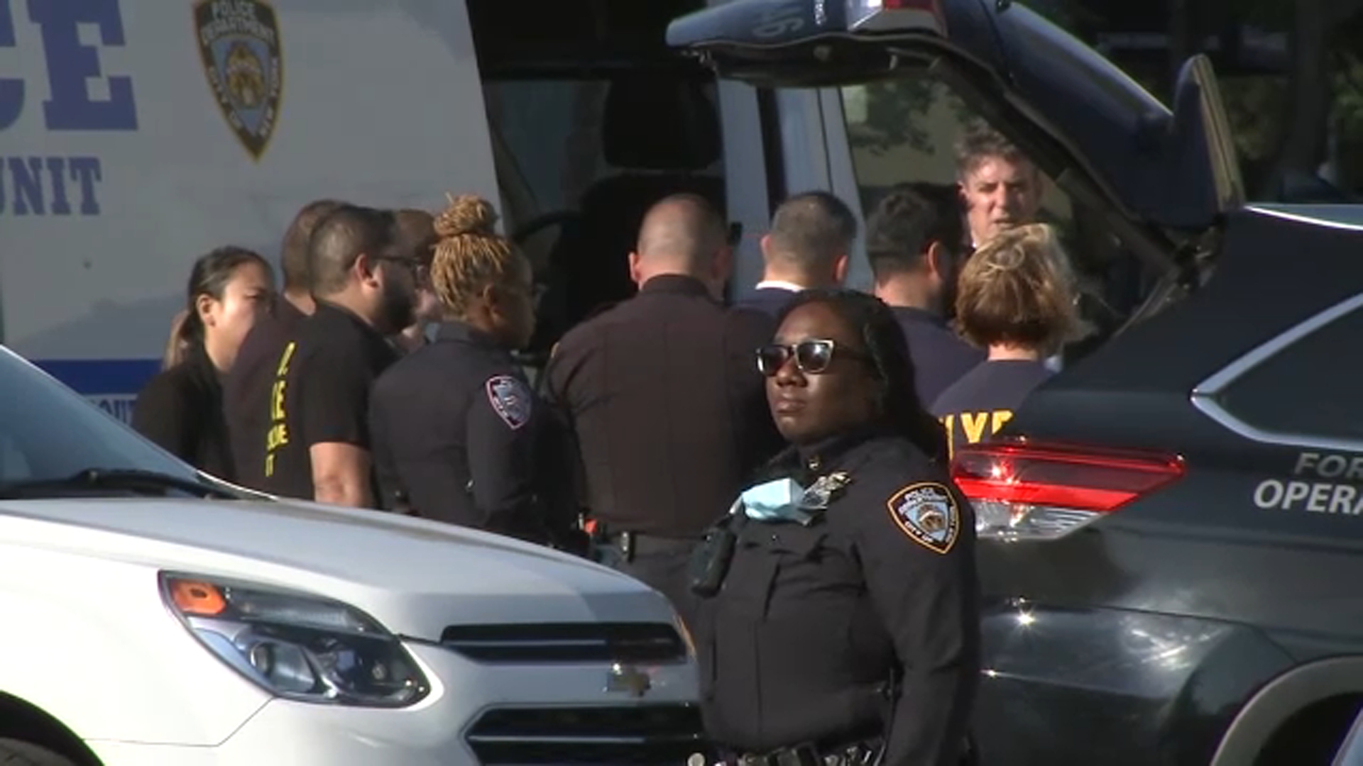 Dead body found wrapped in comforter in Brooklyn