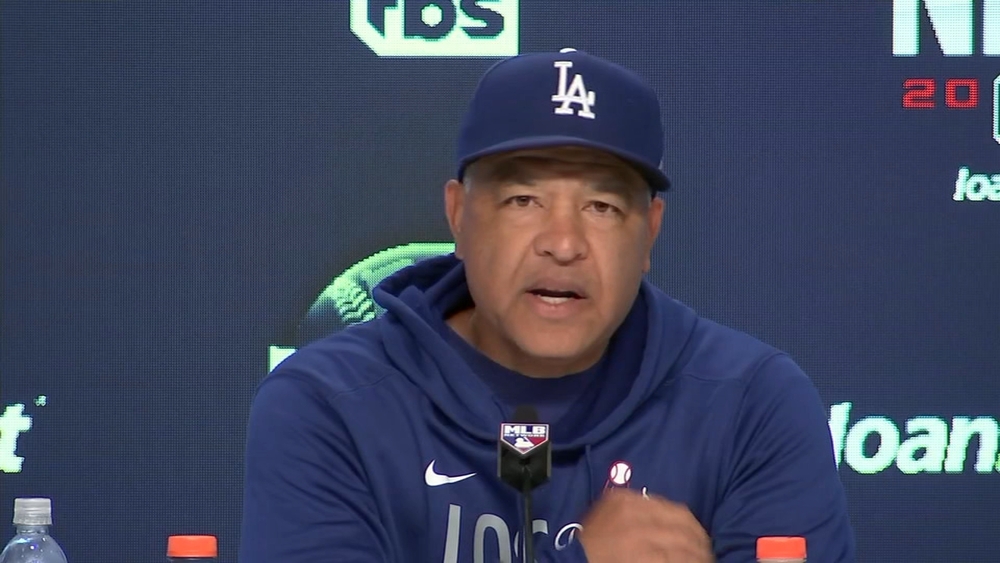 Dodgers manager Dave Roberts discusses Turner injury