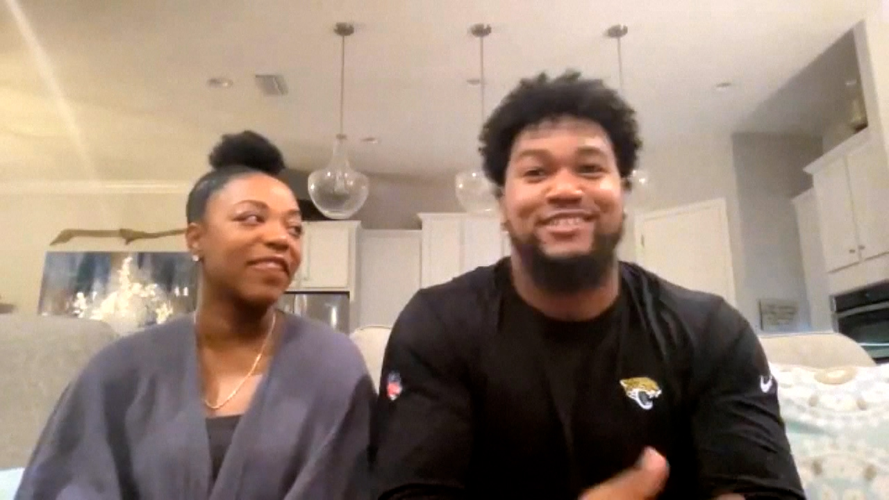 NFL player helps wife deliver baby girl in his living room