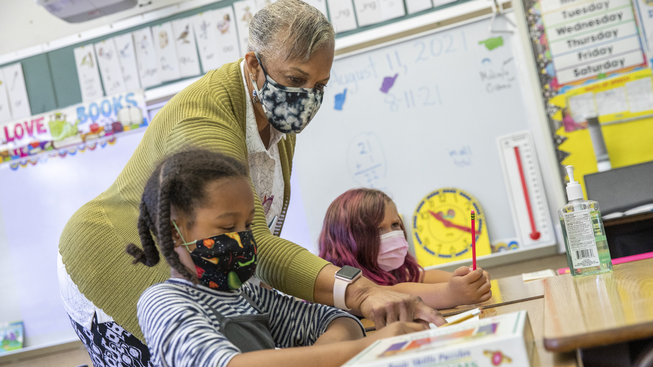 FDA panel set to meet on COVID vaccine for kids