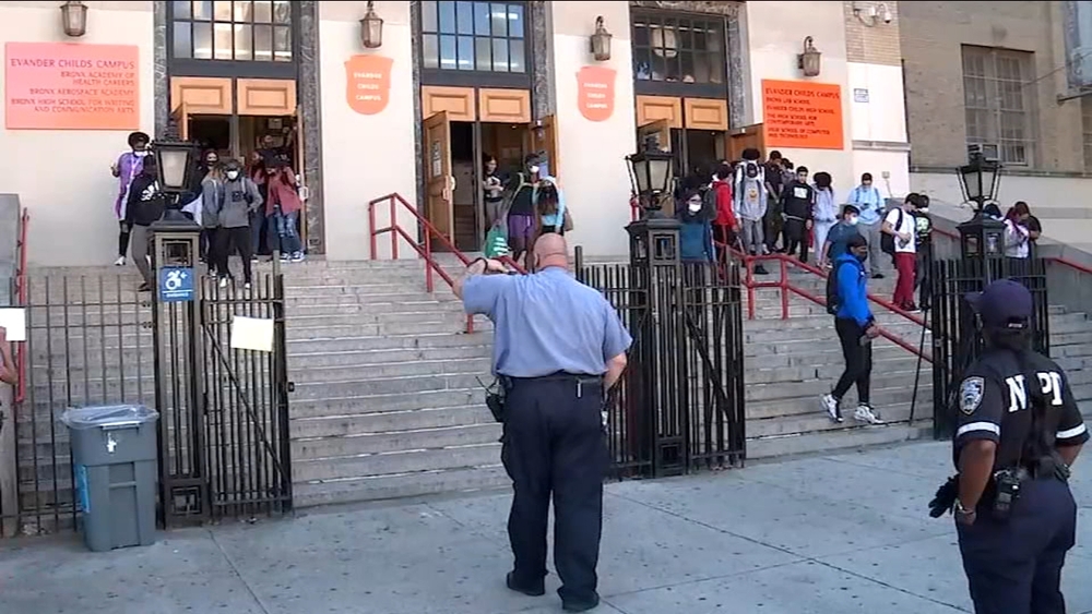 Metal detectors, more NYPD presence at high-risk NYC schools