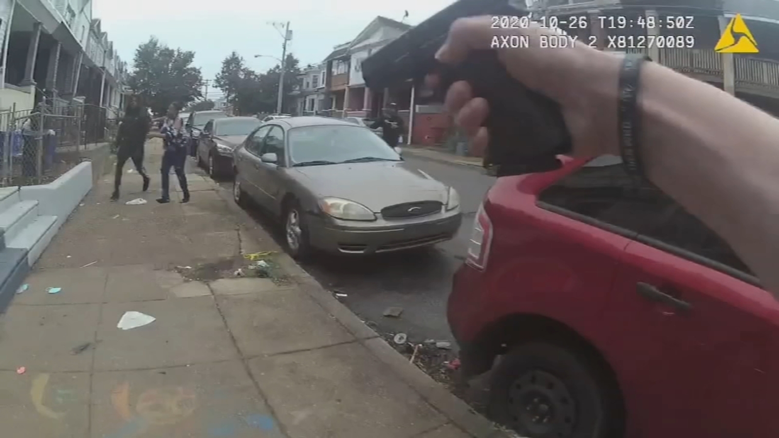 Charlotte Shooting Video: Footage Shows Fatal Encounter Between Police,  Keith Lamont Scott, image size:1600x900