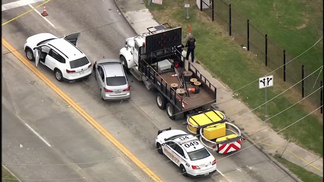 Teen shot in road rage incident while driving sister home