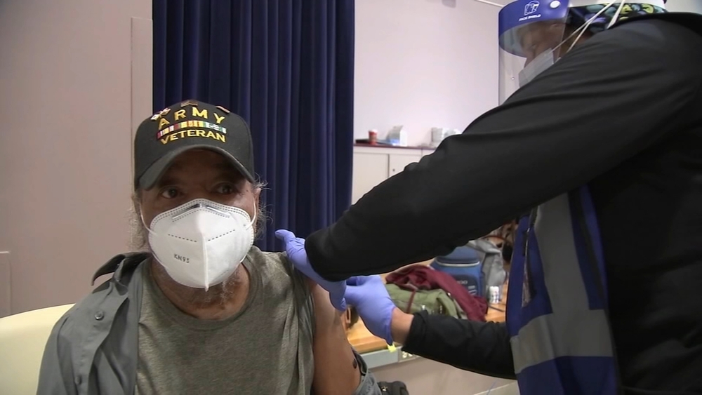 CDC votes on booster does of Moderna and J&J vaccines