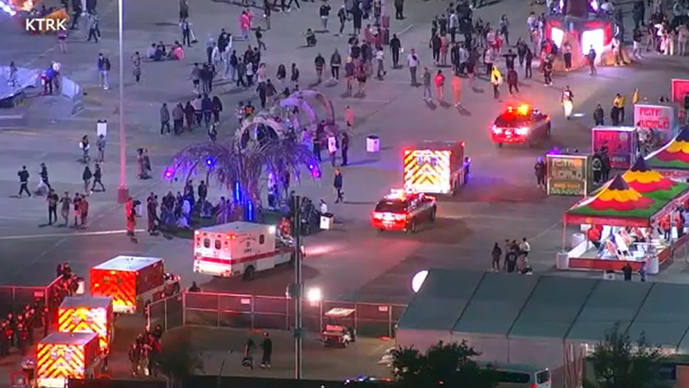 8 dead, hundreds injured at Astroworld Festival
