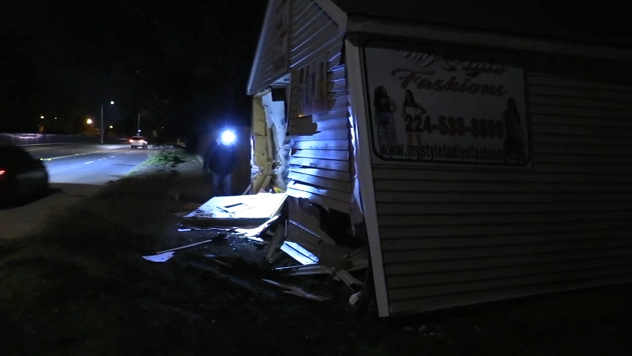 Waukegan car crash damages clothing store