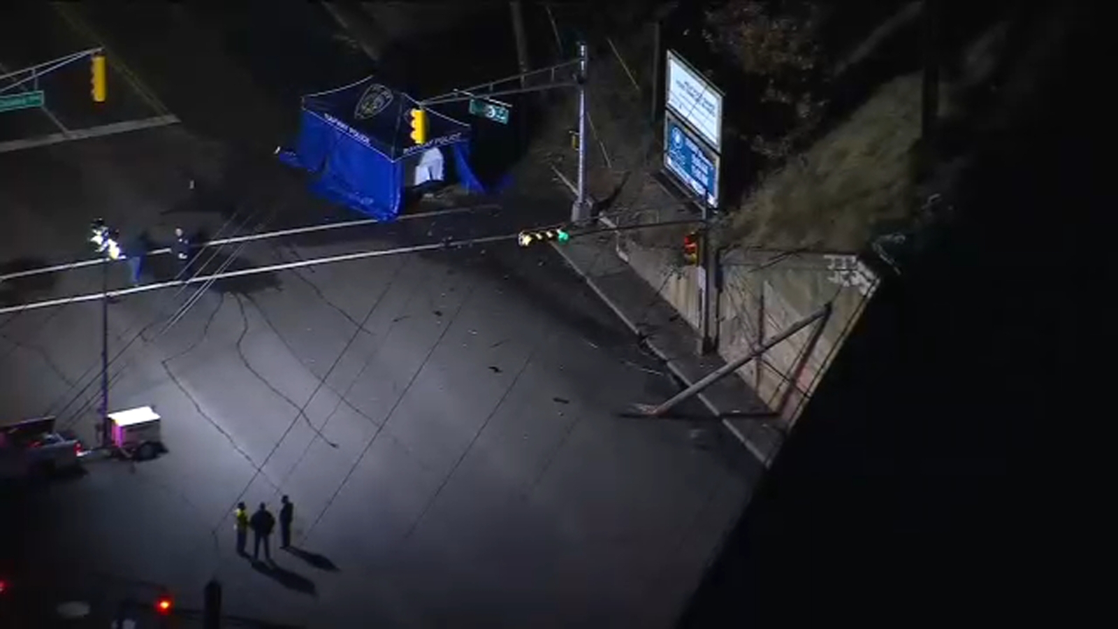 1 killed in Rahway, New Jersey crash that sheared utility pole in half