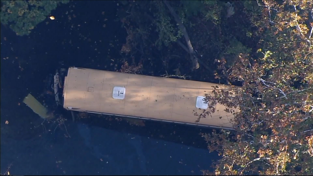 Injuries reported after school bus crashes into Bushkill Creek 