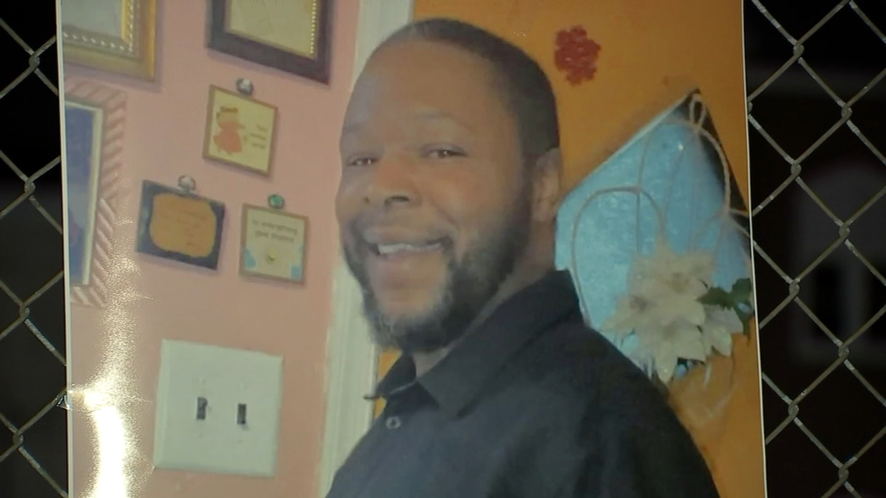 Vigil held for father gunned down in front of daughters