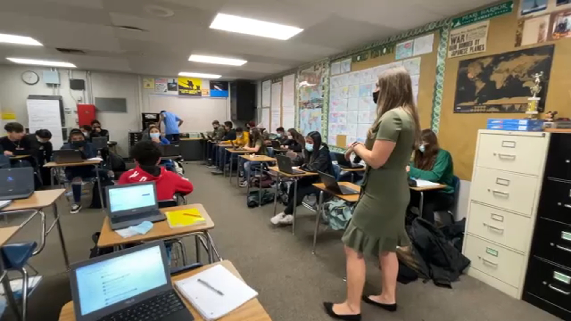 Dinuba teacher wins $2K in national educator contest