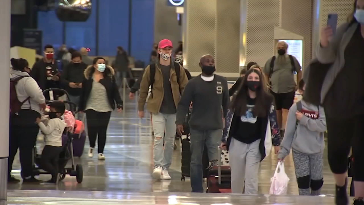 Bay Area residents assess risk ahead of Thanksgiving travel
