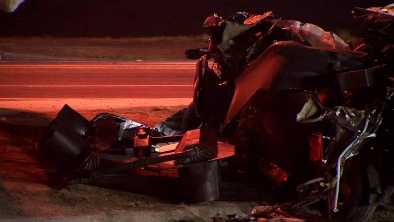 Driver killed in crash with semi-truck in Tulare County