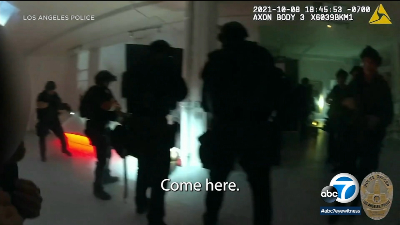 Video shows SWAT team rescue woman during DTLA hostage situation