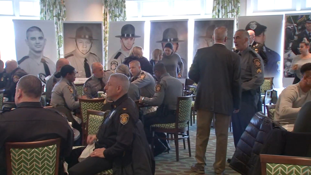 Local officials hold annual Thanksgiving feasts for fallen officers
