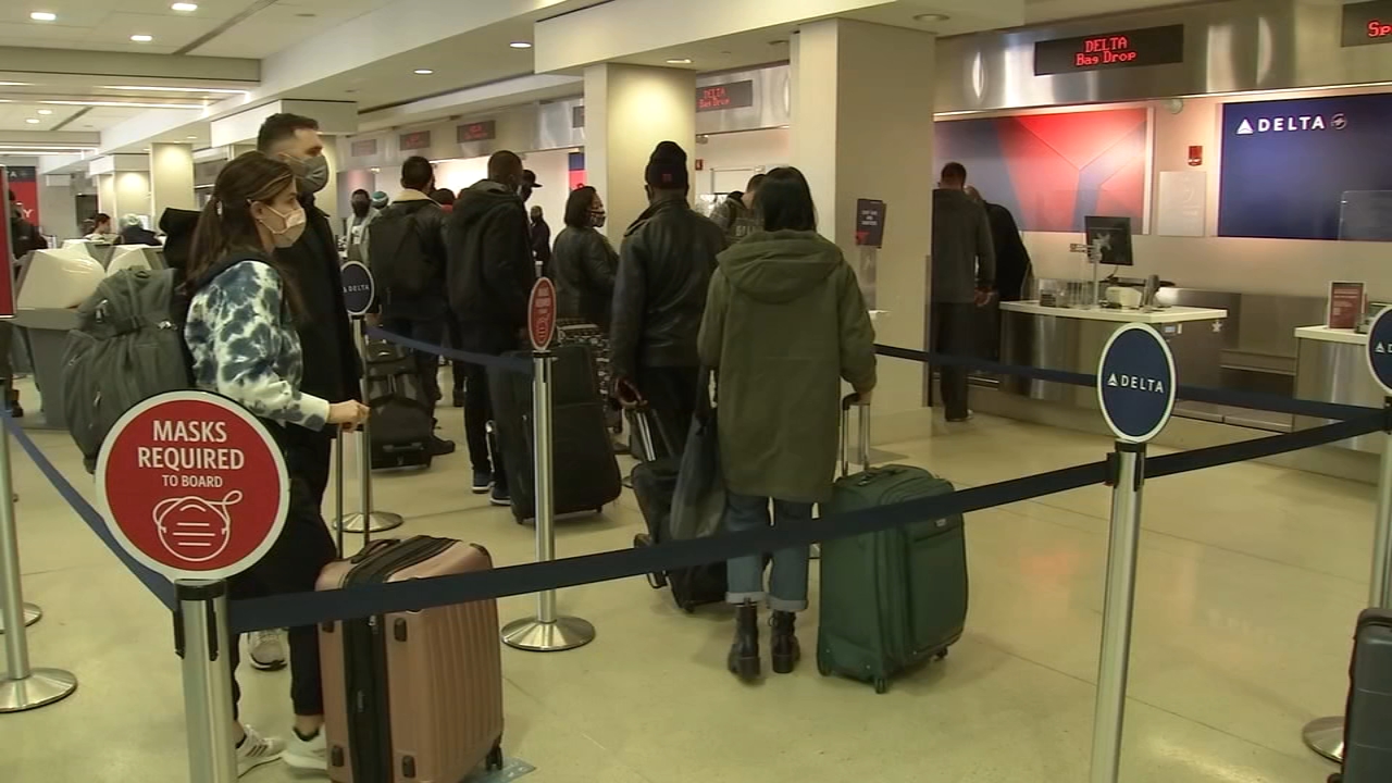 PHL urges travelers to find a ride on one of its busiest days