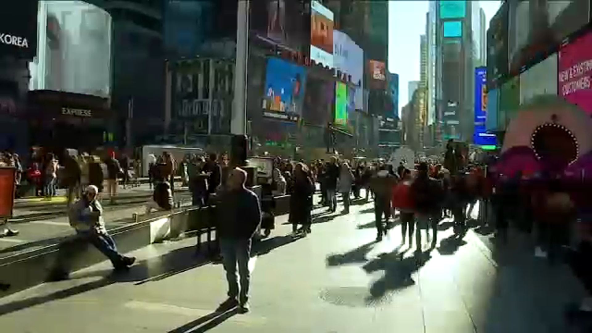 Thanksgiving in NYC: Tourism returns, staying safe for the holidays