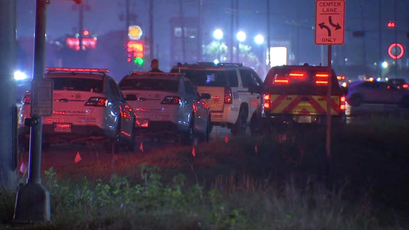 sh-249-closed-in-both-directions-after-deadly-crash-with-pedestrian