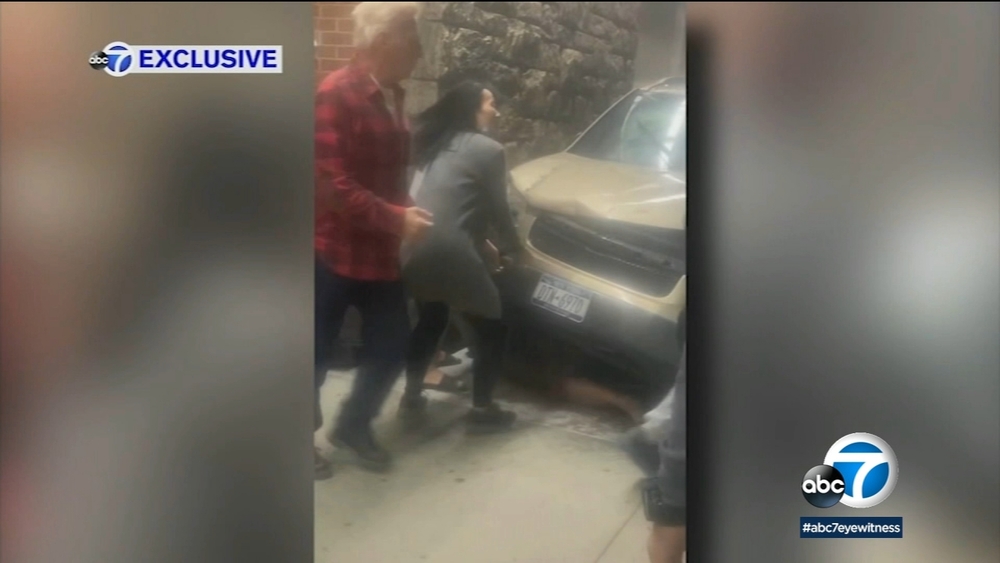 Actors honored for rescuing teen trapped under SUV in Brooklyn