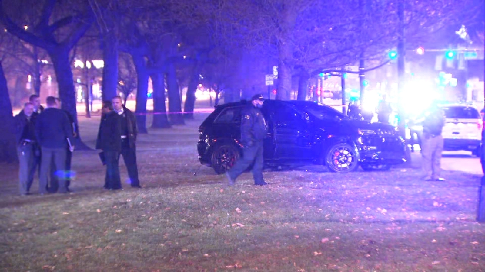 Chicago police shooting CPD officer shot in Calumet Heights, suspect
