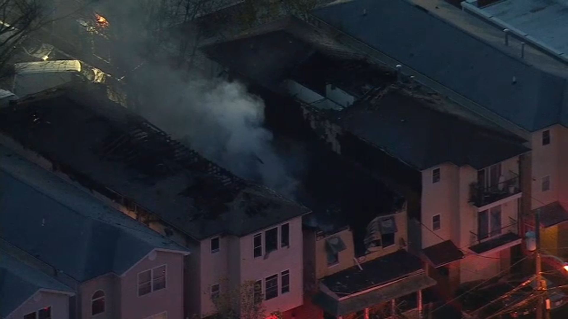 3 homes damaged in Newark fire, 1 firefighter injured