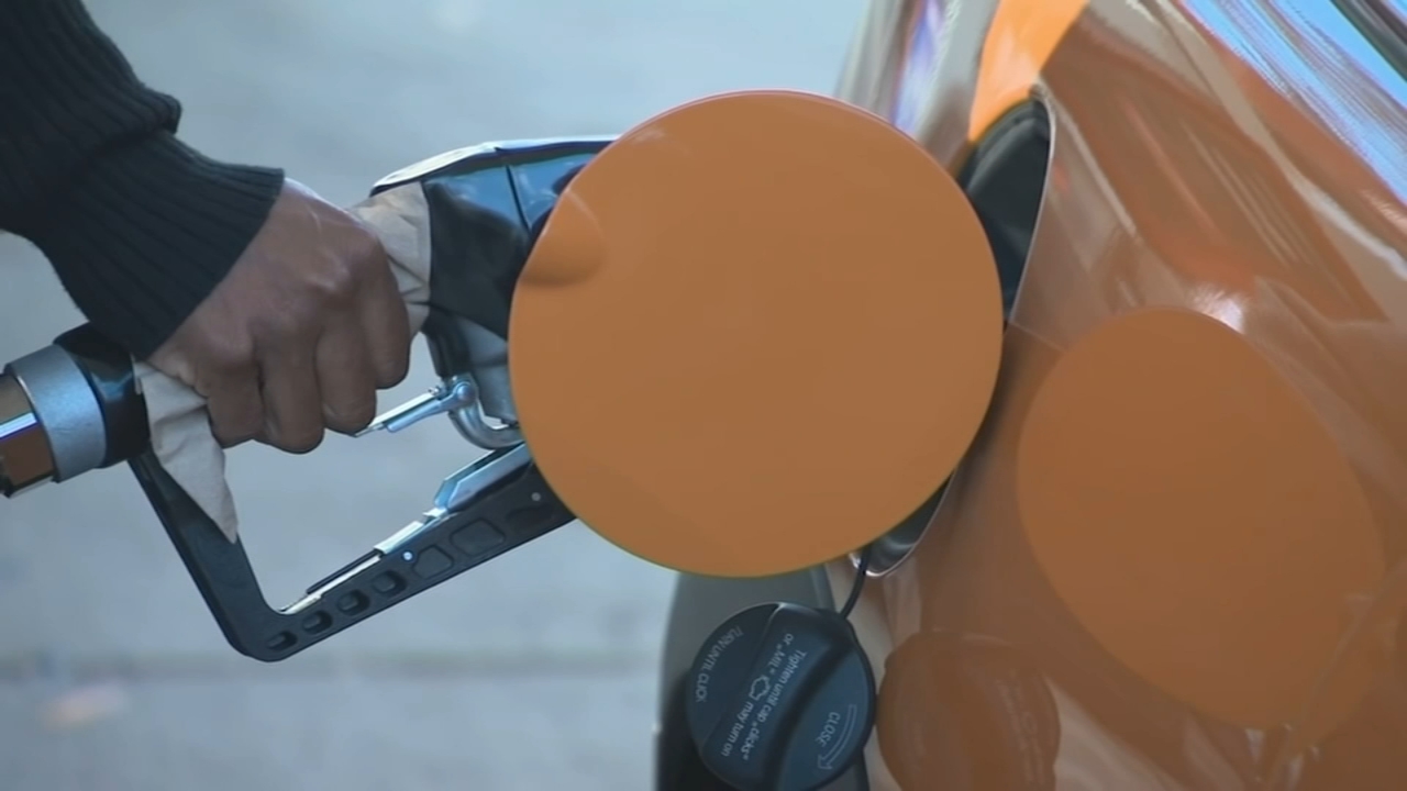 Gas prices expected to drop below $3 next year, experts say