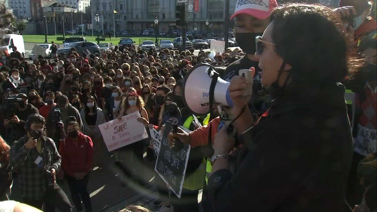 Students protest in SF against sexual harassment at some schools