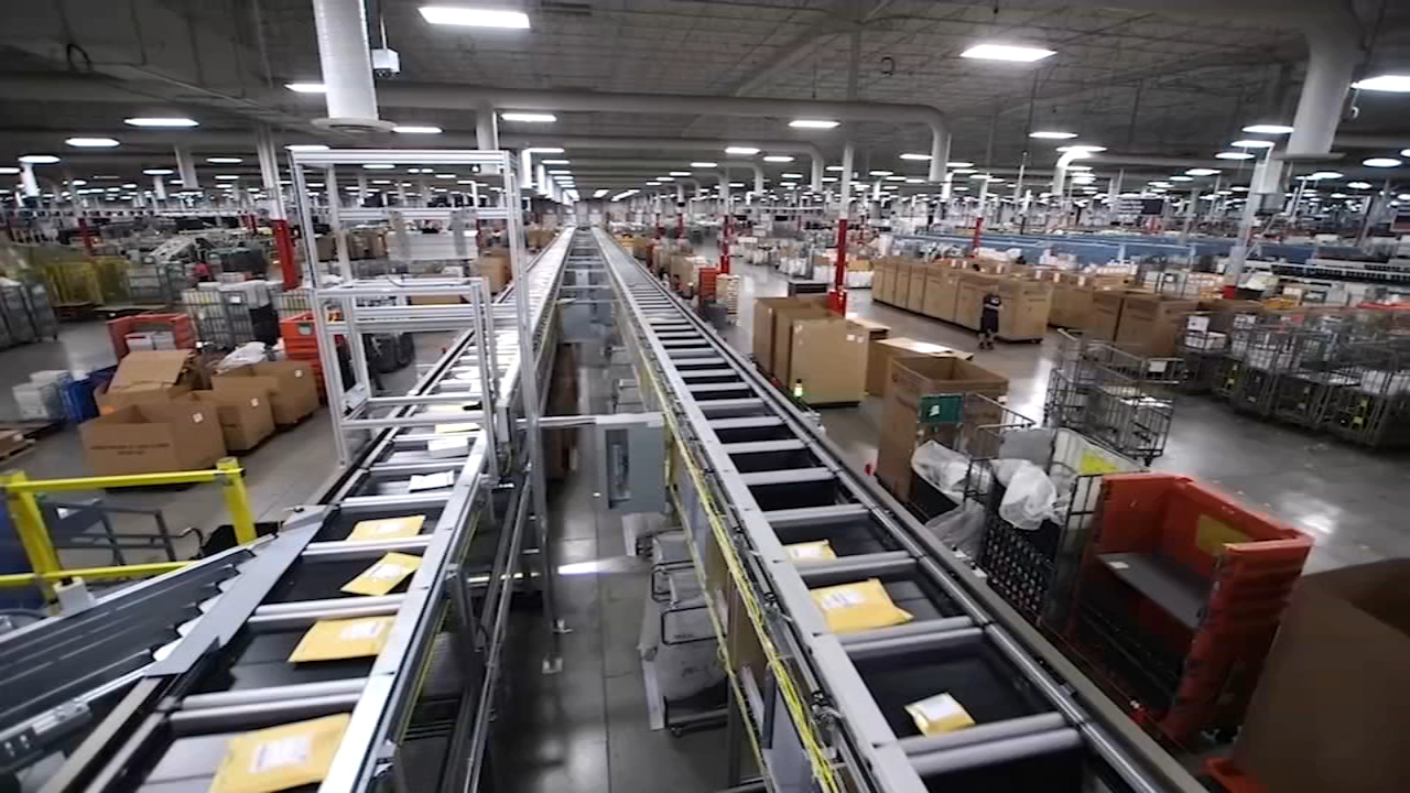 Holiday shipping deadlines are approaching: What you should know