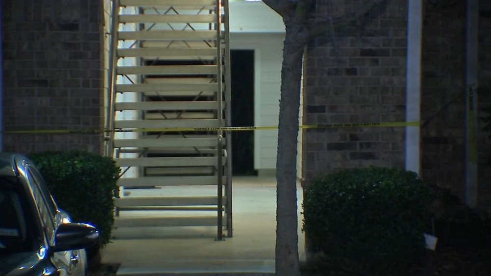 Woman shoots ex after he breaks into her apartment, police say