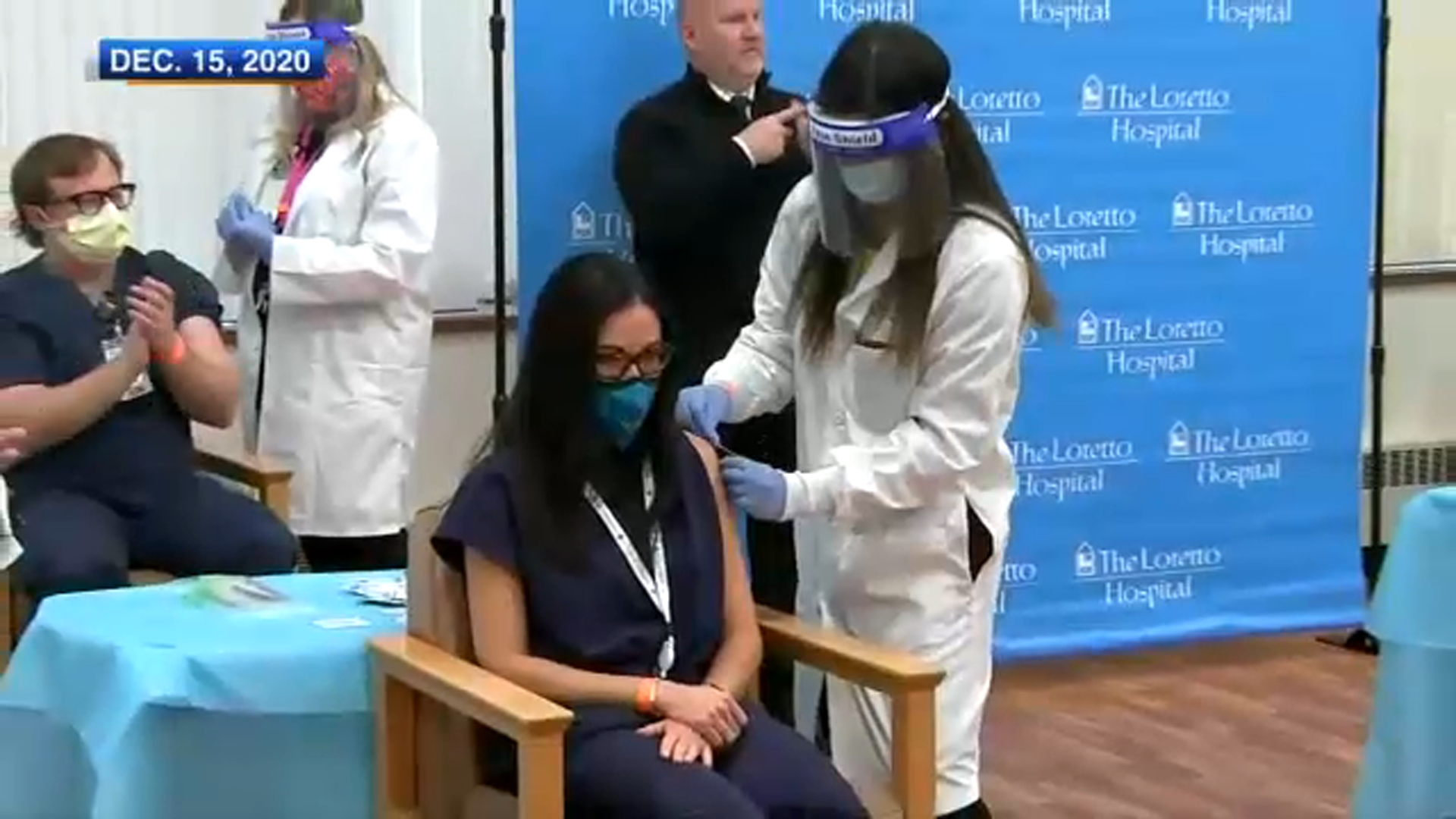 COVID Chicago: 1 year since 1st COVID-19 vaccine given in city, hospitalizations surge again