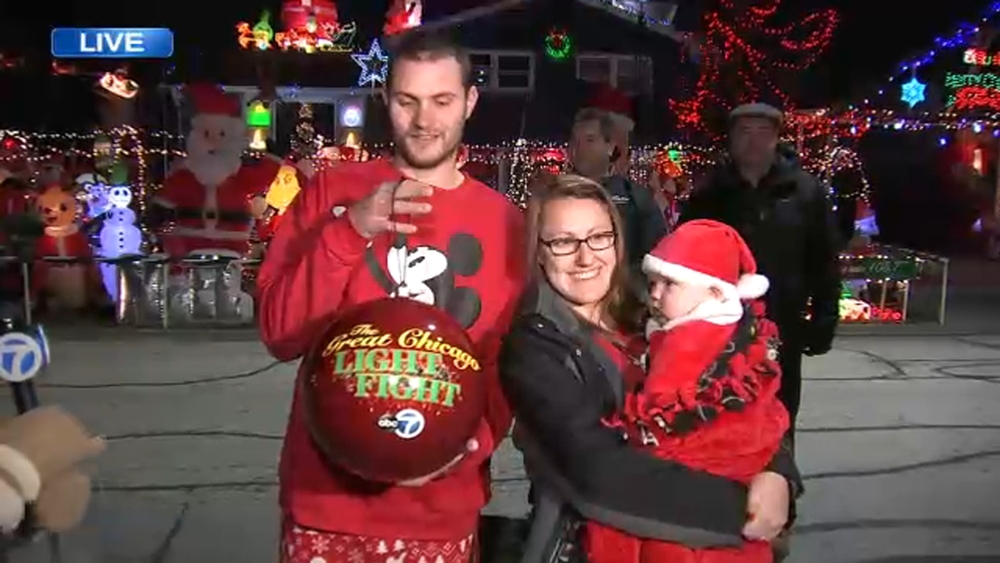 Tinley Park family wins ABC7's Great Chicago Light Fight 2021