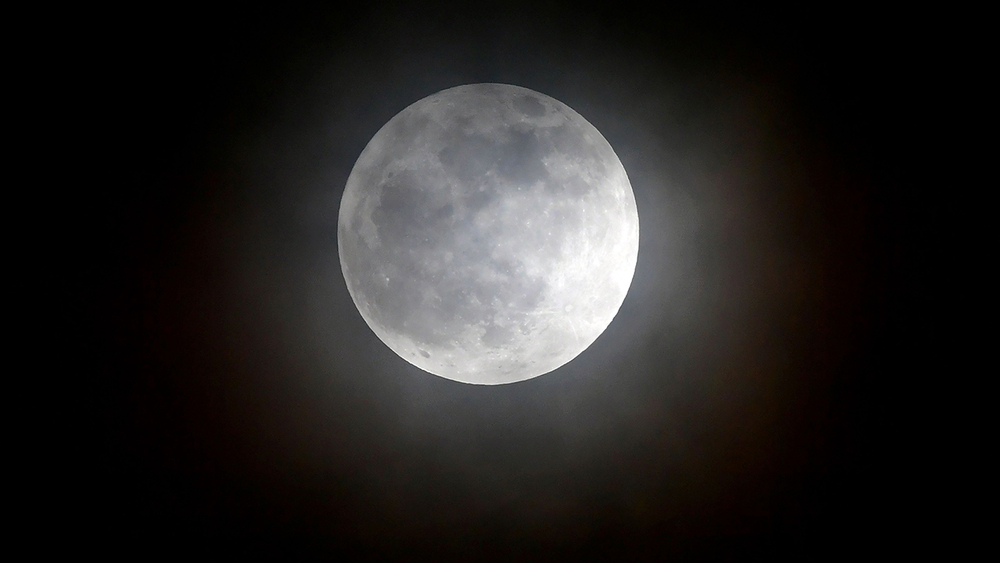 Cold moon, last full moon of 2021, rises Dec. 18