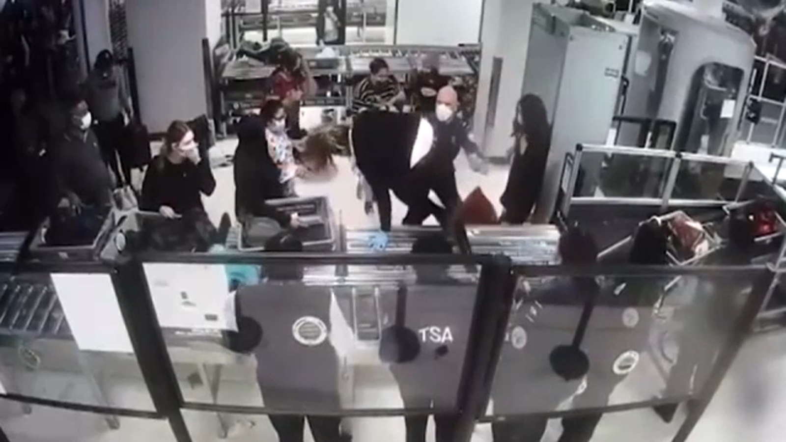 TSA officer jumps conveyor belt to save choking baby's life at Newark