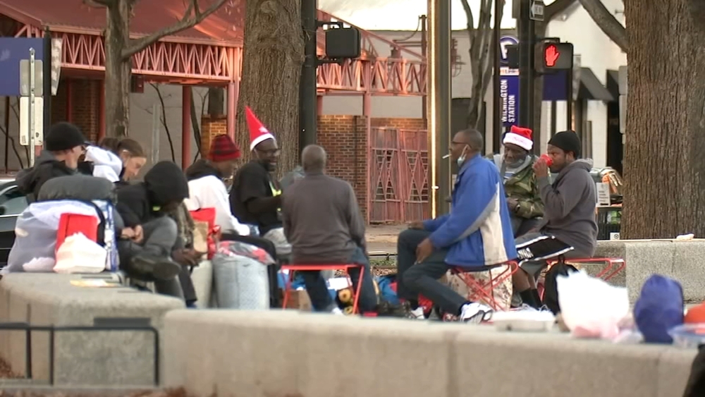 Raleigh residents take advantage of unseasonably warm Christmas