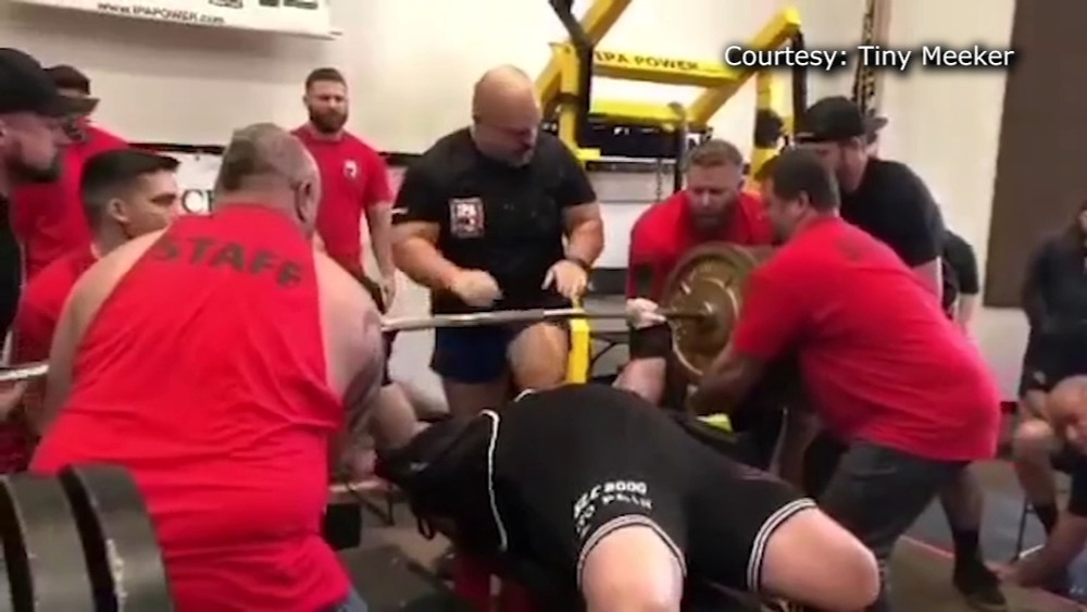 Houston weightlifter Tiny Meeker sets world record - again!