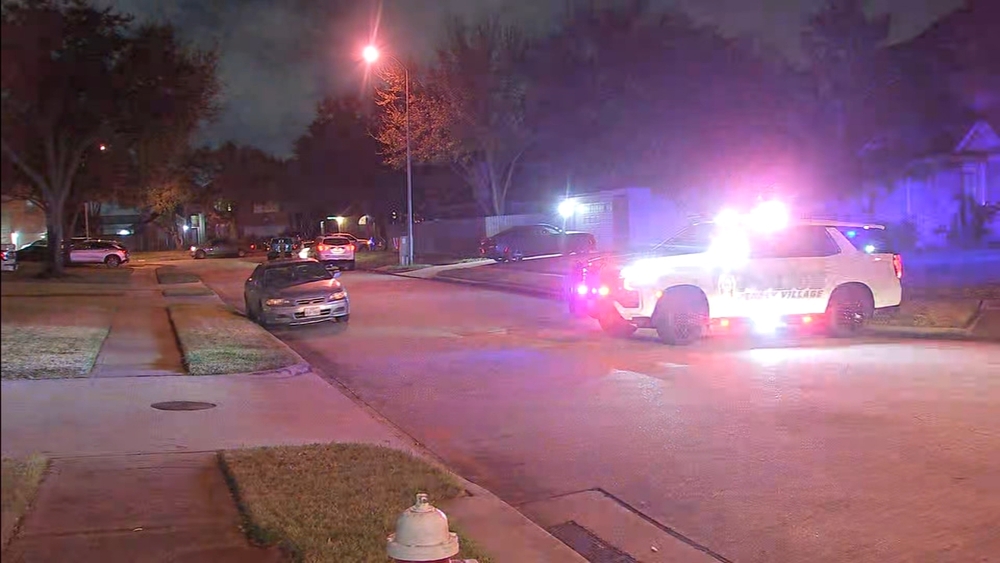 Jersey Village officer opens fire on suspect who hit police cruiser