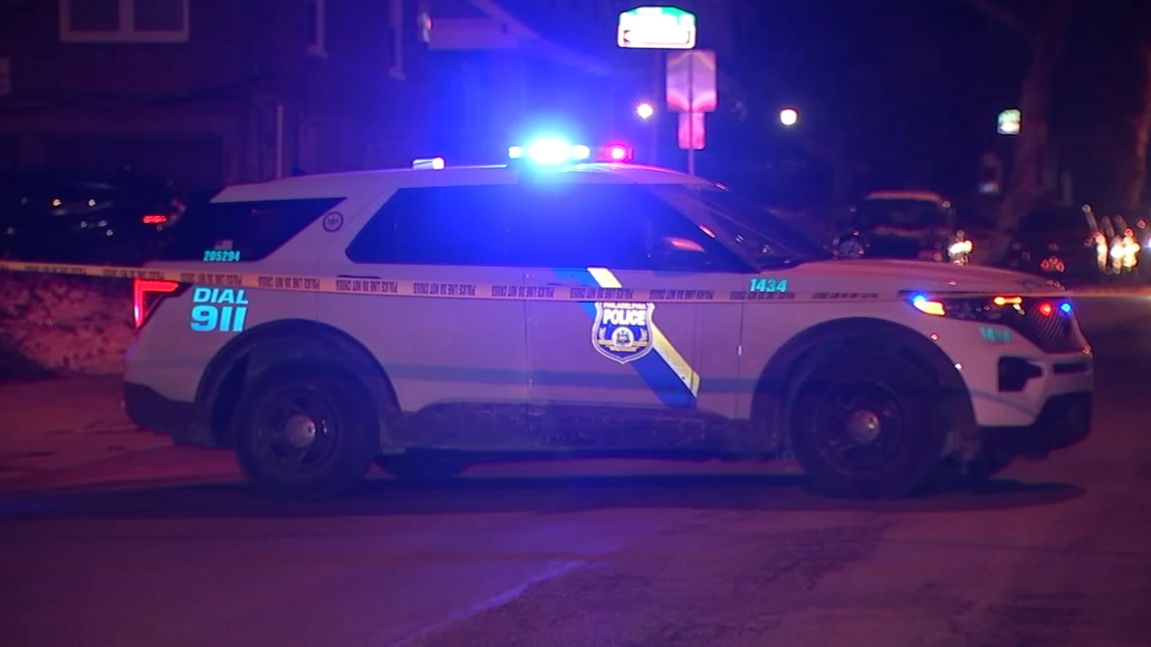 2 teens dead, 3 others hurt in Saturday night shootings
