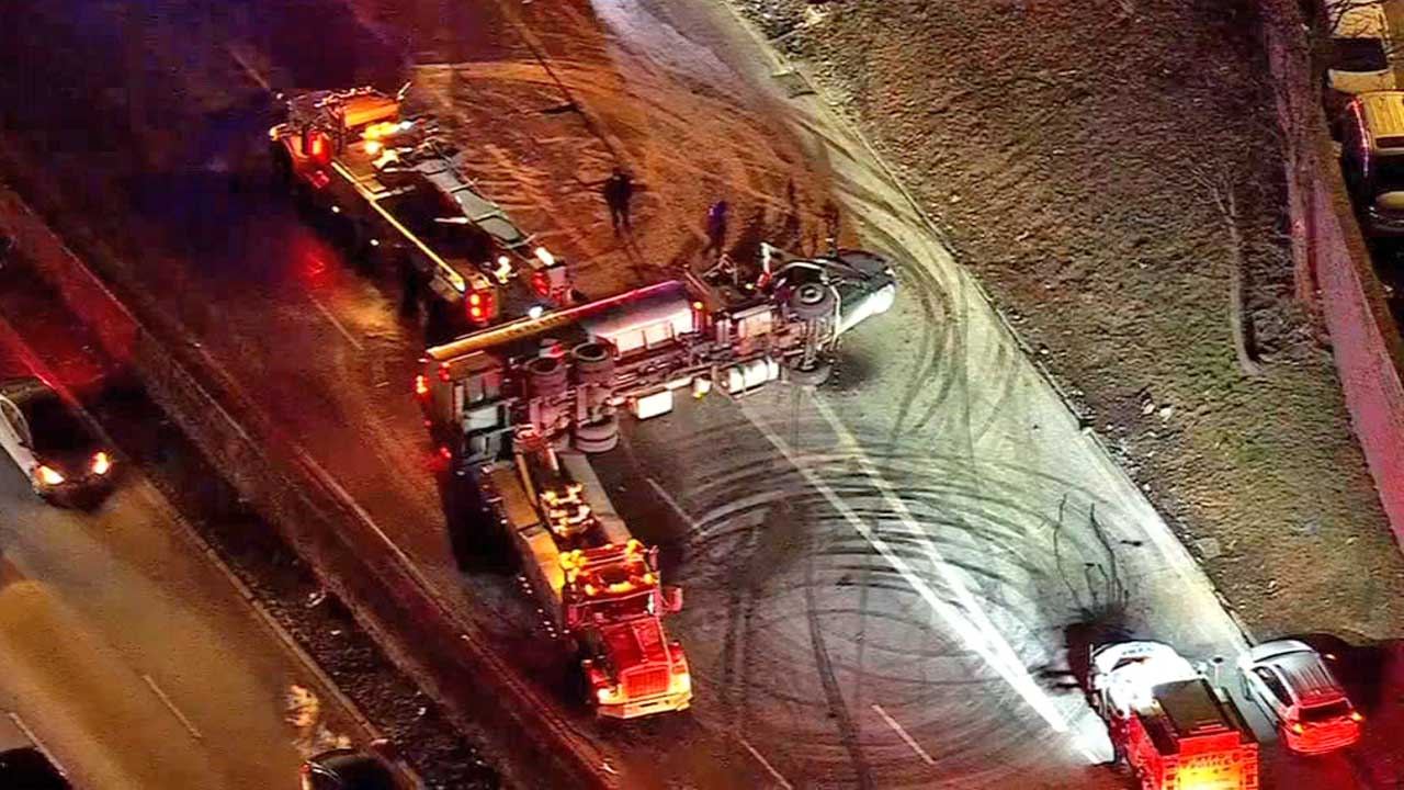 Tractor trailer overturns on Major Deegan Expressway