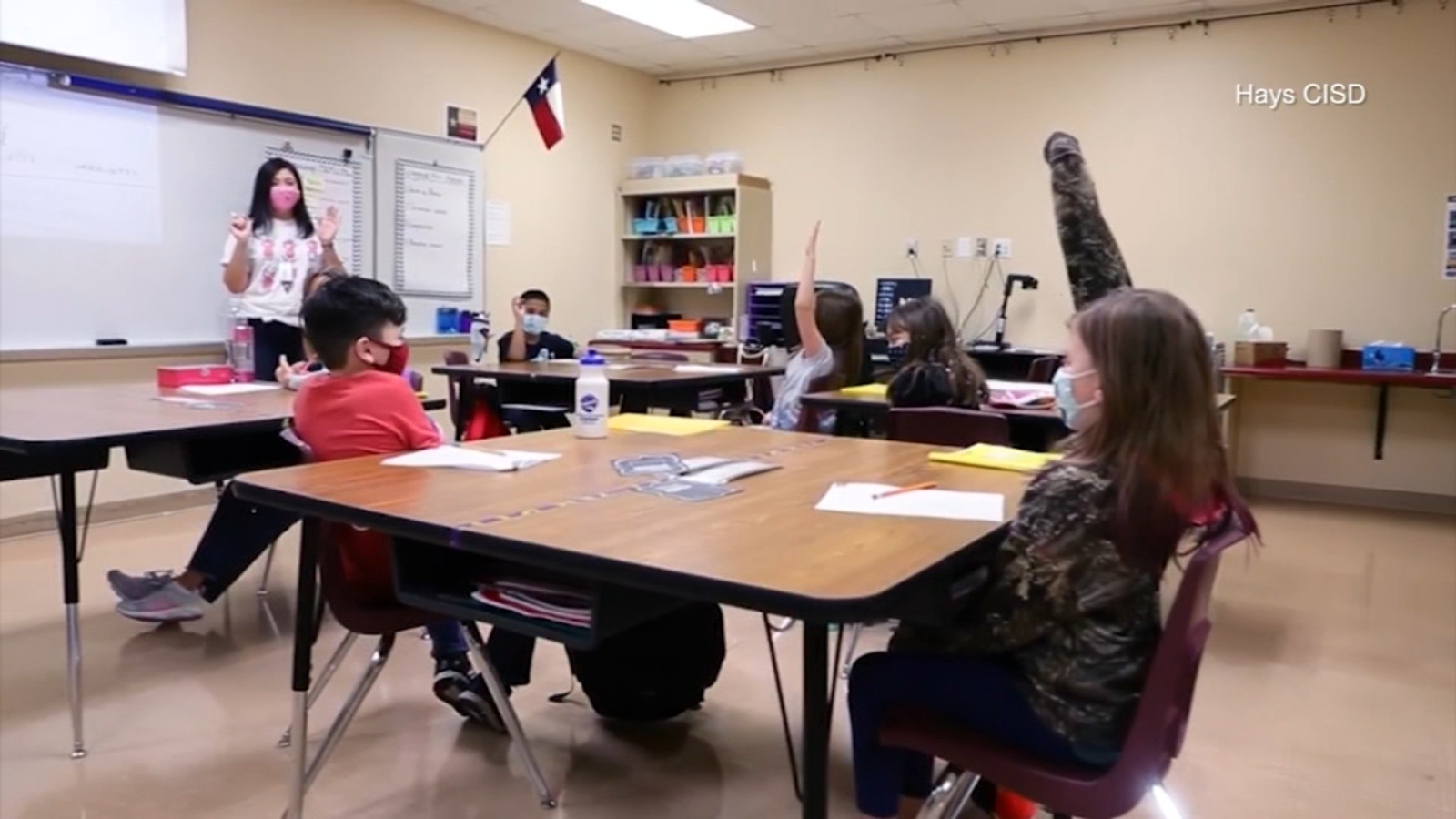 Coronavirus Texas: Schools asking parents to step in as substitutes ...