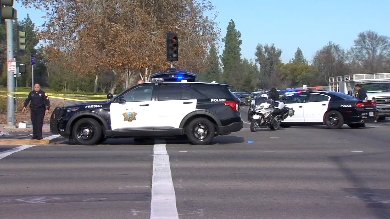 Bicyclist hit and killed by truck in northeast Fresno, police say