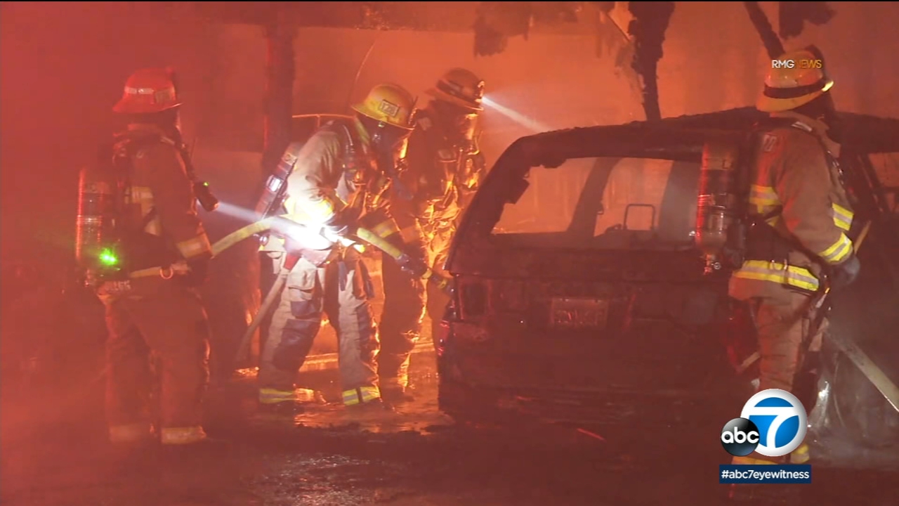 16 cars damaged, destroyed in Santa Clarita carport fire